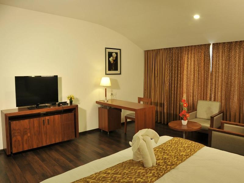 Dhanalakshmi Srinivasan Hotels Perambalur Εξωτερικό φωτογραφία